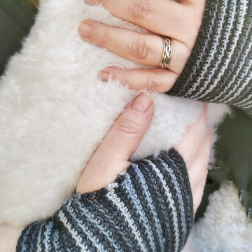 Easy Stripes Wrist Warmers