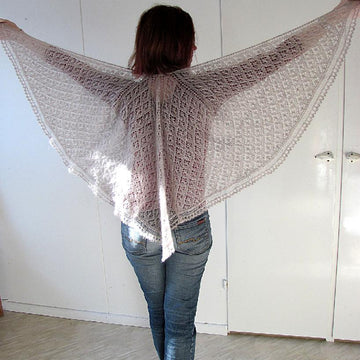 Betty's Faroese Shawl