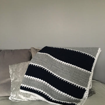 Winter Hugs Blanket