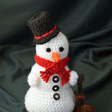 Frosty the Snowman Crochet Pattern, Snowman Amigurumi