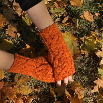 Yseulte Fingerless Mitts