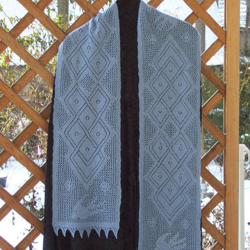 Lace Scarf " Swallows "