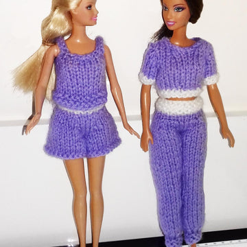 Barbie sleepover party + teddies & sleeping bag