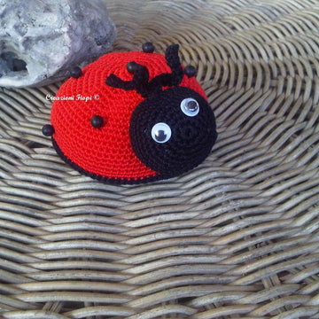 Amigurumi Ladybugs