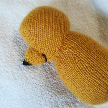 Toy knitting patterns - Knit your Winnie the Pooh and Piglet based on the book