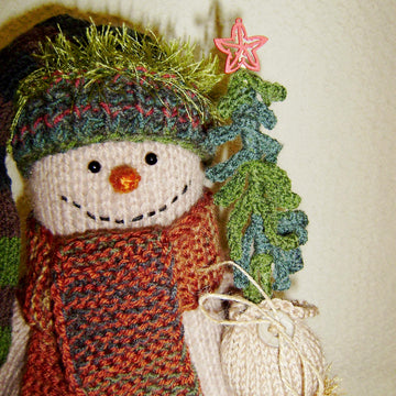 Knit Snowfamily cocoa color, toys for christmas