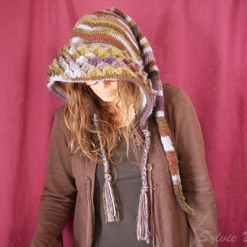 Lauwis Dragon hood