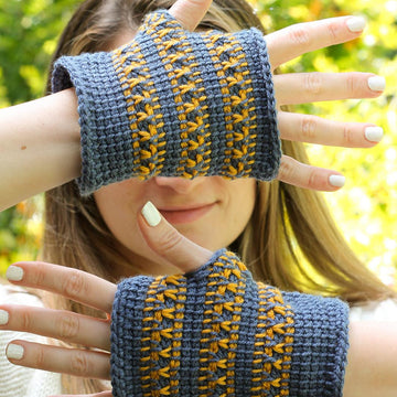 Jindabyne Fingerless Mittens
