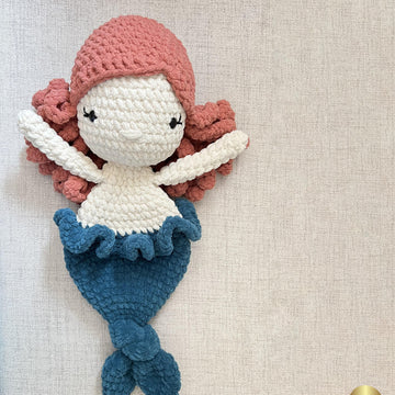 Sonia Mermaid Snuggler