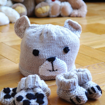 Easy baby bear hat, booties & mittens