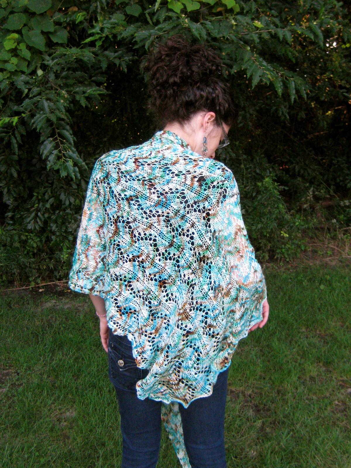 Wandering Waves Wrap