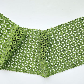 Roundabout Table Runner