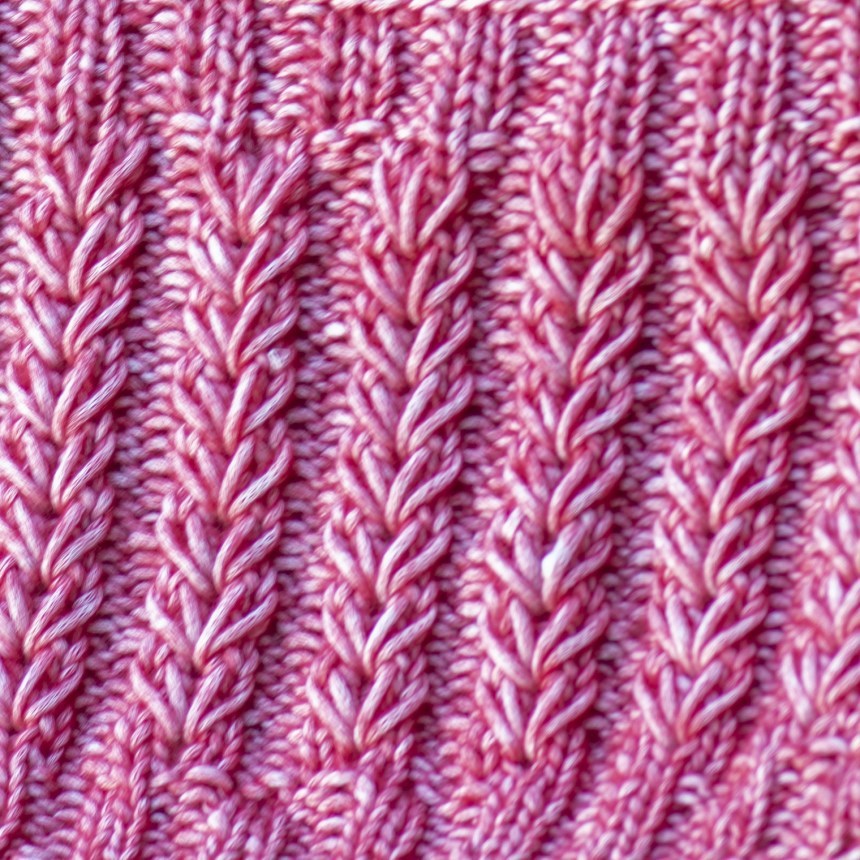 Fairytale Cowl in Cascade Yarns Cantata - A317 - Downloadable PDF