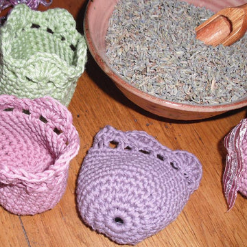 Simple crochet sachet