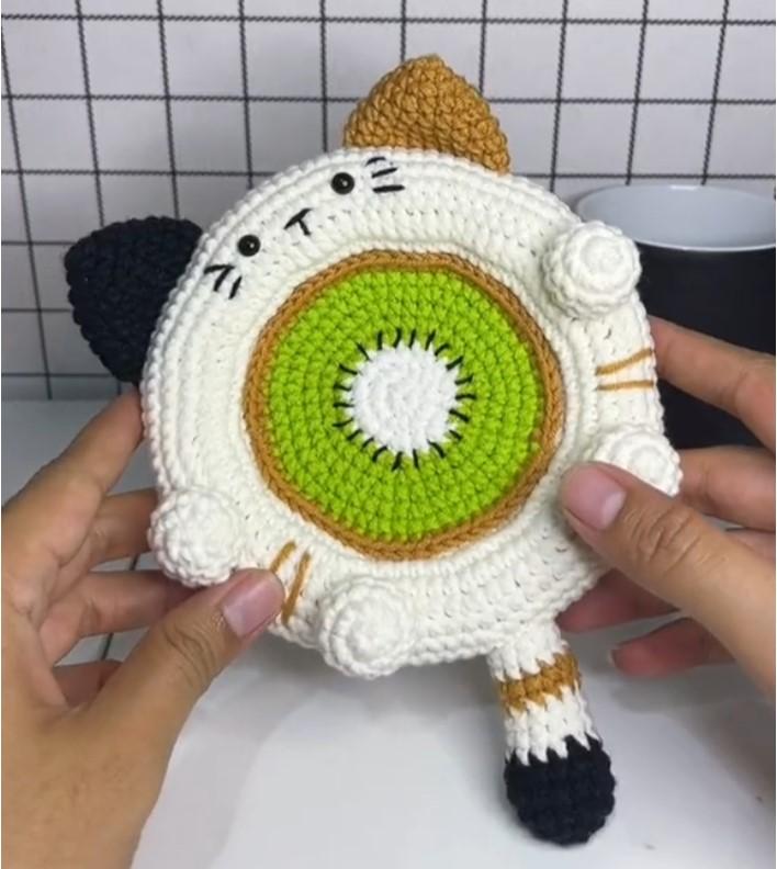 Kiwi Cat Ring Holder Crochet