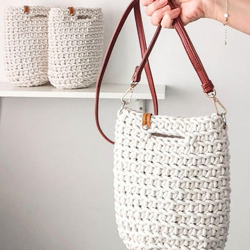 Arco Crossbody