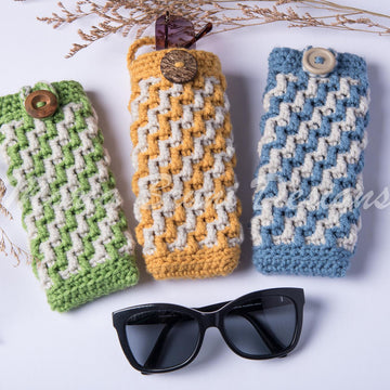 Peepers Pouch