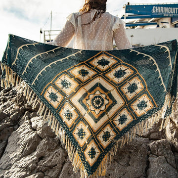 Maracatú Mistery Shawl