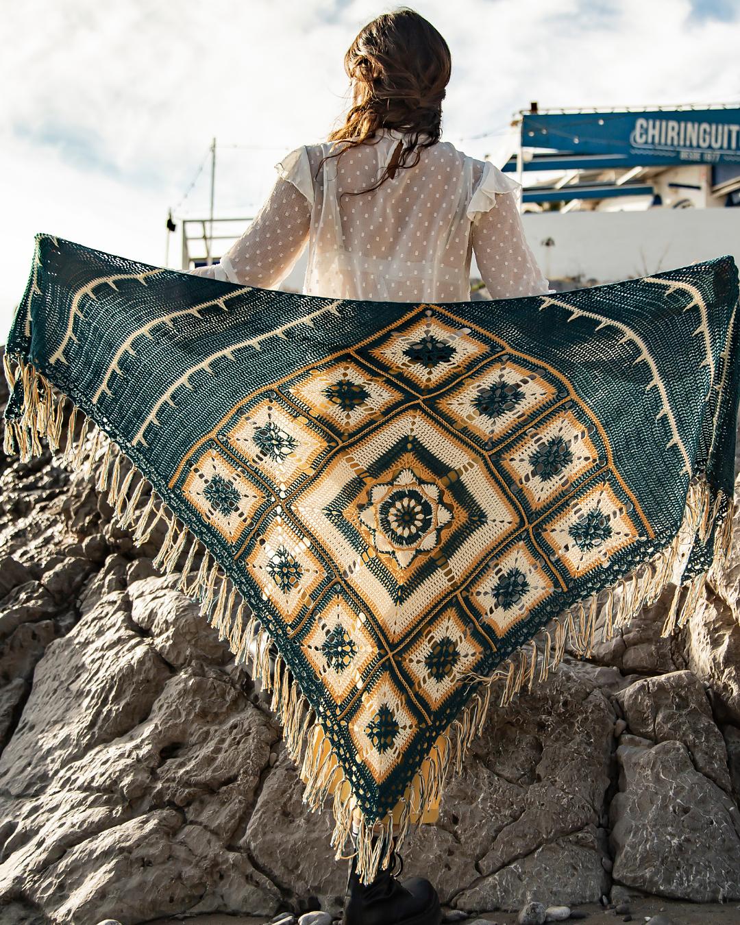 Maracatú Mistery Shawl