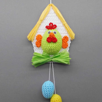 Hanging decoration chicken house - simple from scraps of yarn