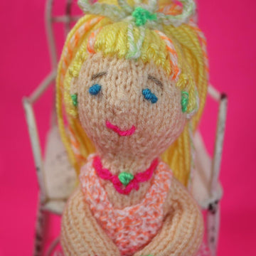 "Lemon Drop" Miniature Diva