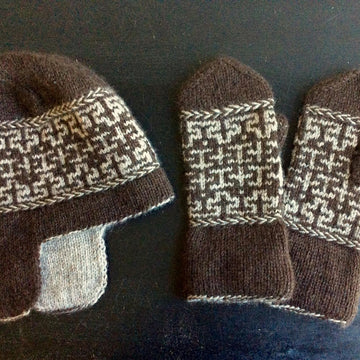 Doolan Hat & Mittens