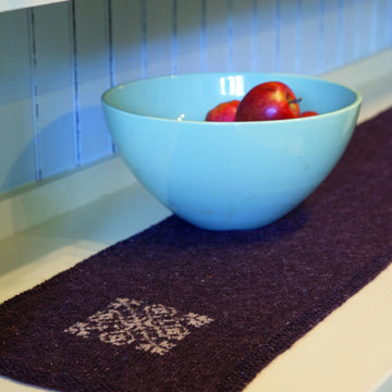 Snowflake placemats, coasters and table runner