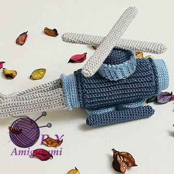 Amigurumi recycle airplanes