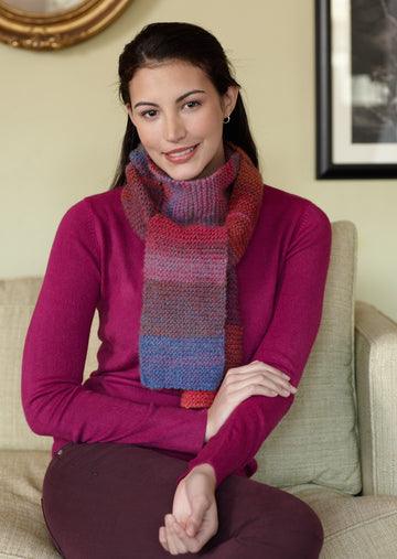 Garter Scarf in Lion Brand Amazing - L0673