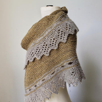 Tèarmann Shawl