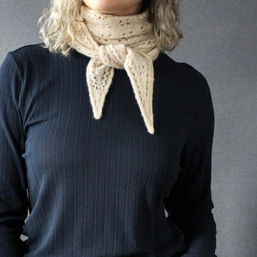 Nelli Scarf