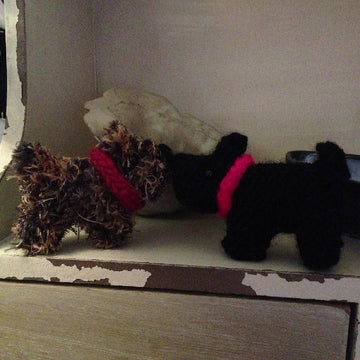 Tiny Scottie Dog