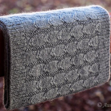 Rosebuds Cowl