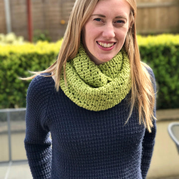 Madeleina Lace Infinity Scarf, Cowl in Patons Smoothie DK