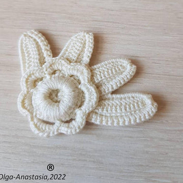 Antique floral motif