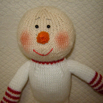 Toy knaitting patterns christmas - Knit a Snow woman gift for a girl