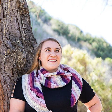 Ruffled Keyhole Boomerang Scarf