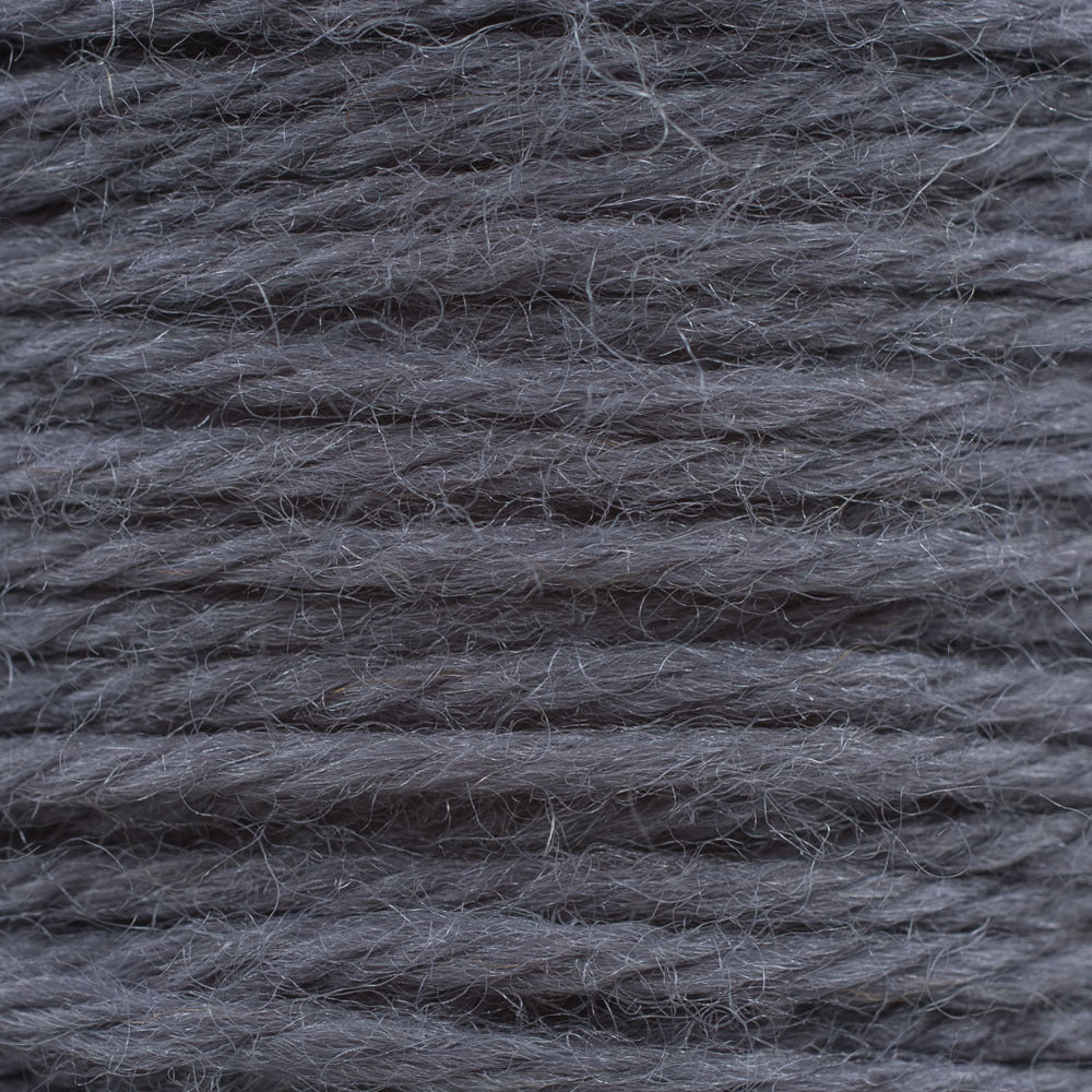 Universal Yarn Deluxe Worsted