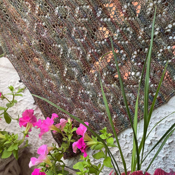 Mandragora Shawlette