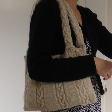 Bridget - 8ply cabled bag