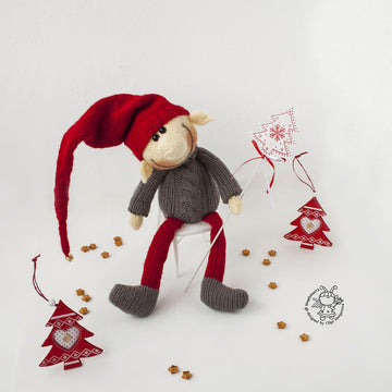 Elf Christmas doll knitted flat