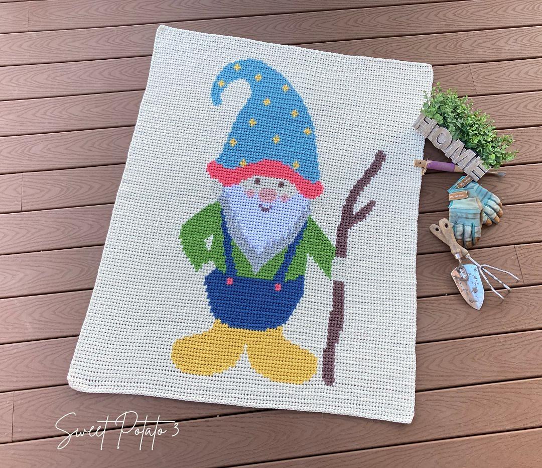 Homie Gnomie Blanket