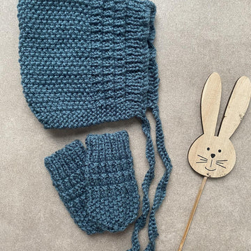Baby Bonnet & Mittens