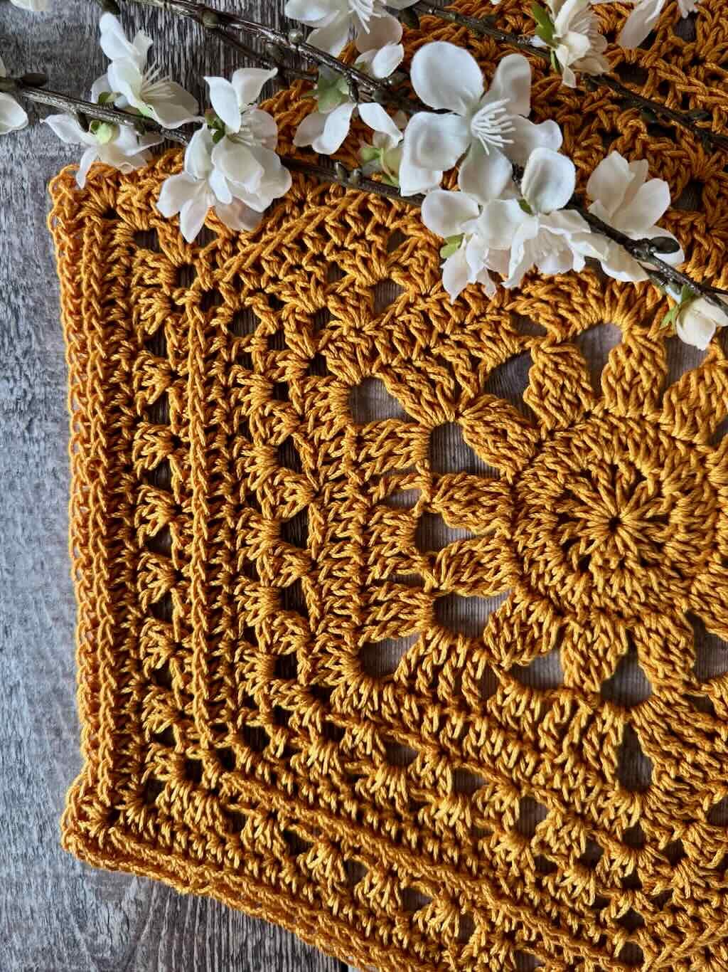 Clover and Comb Placemat