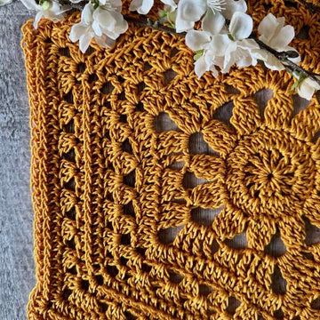 Clover and Comb Placemat