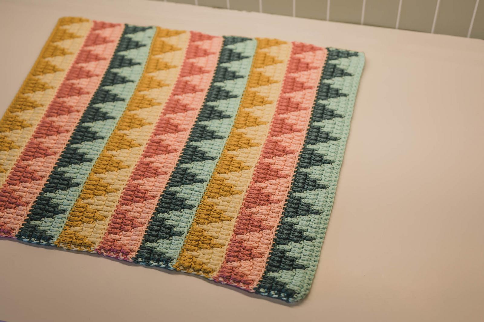 Mosaic Crochet Bath Mat