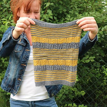 Striping Cowl