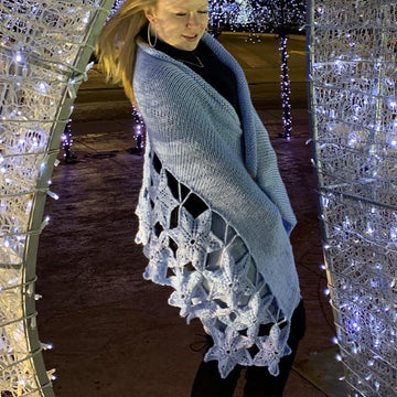 Snowflake and Star Shawl | Wrap