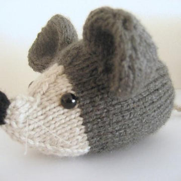 Mouse Knit Amigurumi Pattern