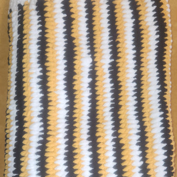 Three-Tone Luxury Chenille Baby Blanket Crochet Pattern